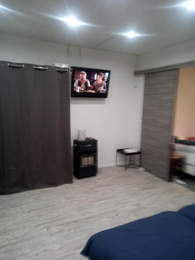 Studio Apartment Calais Exterior photo